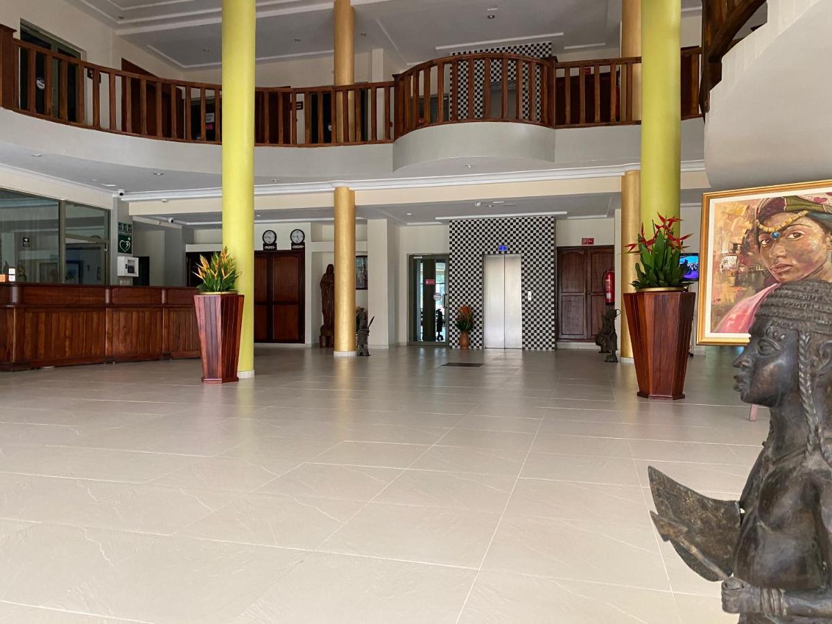 Hotel Sancta Maria Lome Ngoại thất bức ảnh