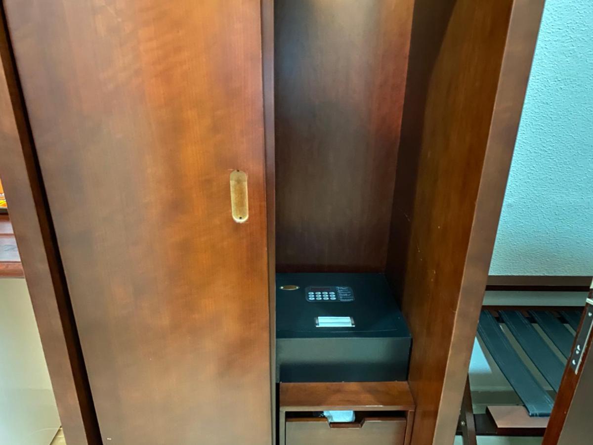 Hotel Sancta Maria Lome Ngoại thất bức ảnh