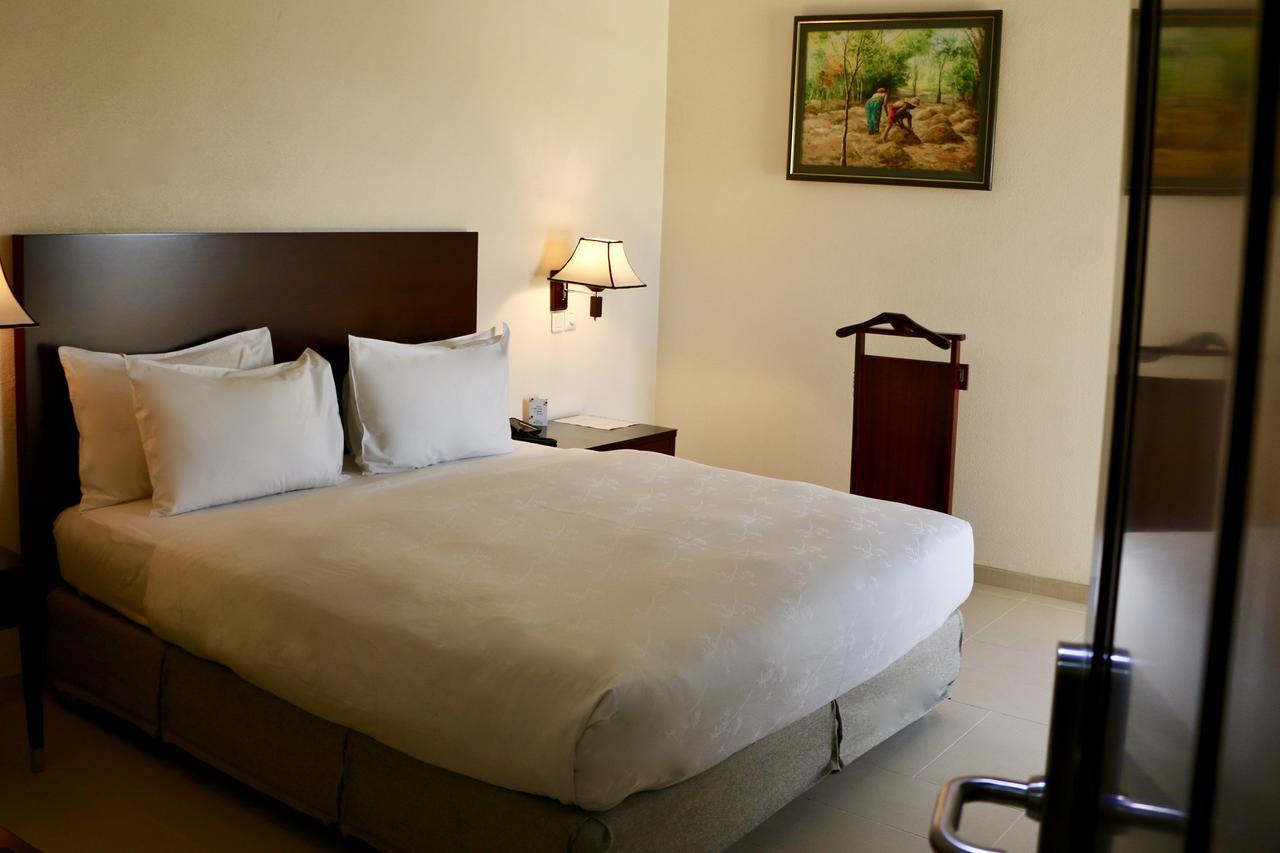 Hotel Sancta Maria Lome Ngoại thất bức ảnh