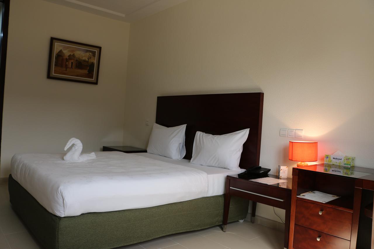 Hotel Sancta Maria Lome Ngoại thất bức ảnh