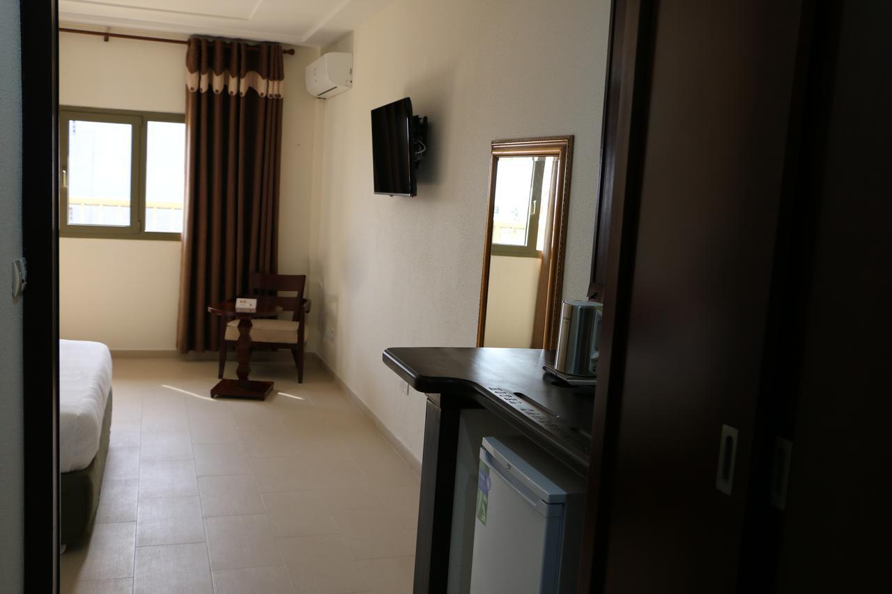 Hotel Sancta Maria Lome Ngoại thất bức ảnh