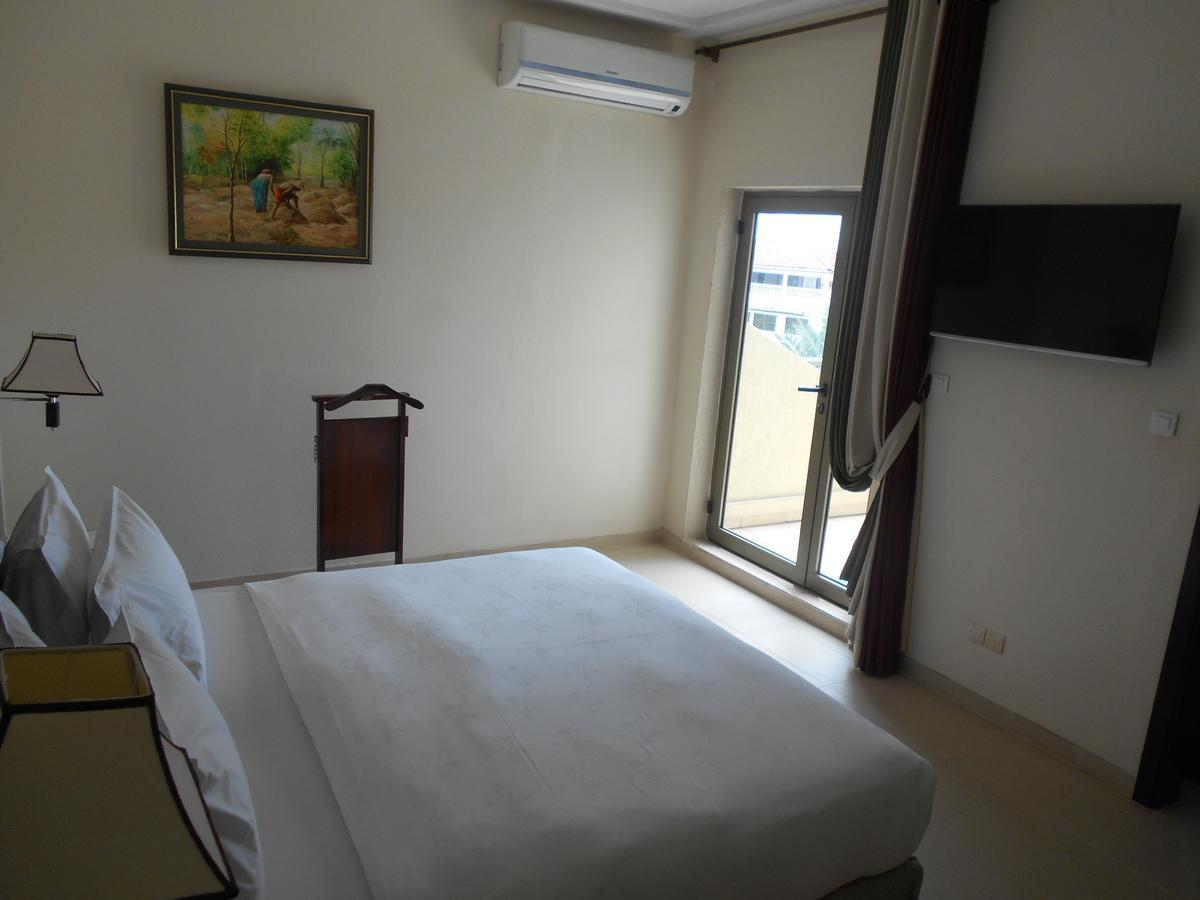 Hotel Sancta Maria Lome Ngoại thất bức ảnh